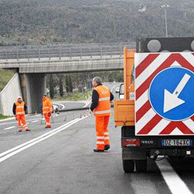 lavori su strada